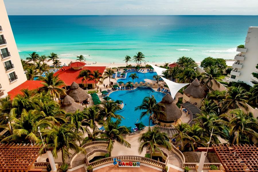 Hotel Gr Solaris Caribe à Cancún Extérieur photo