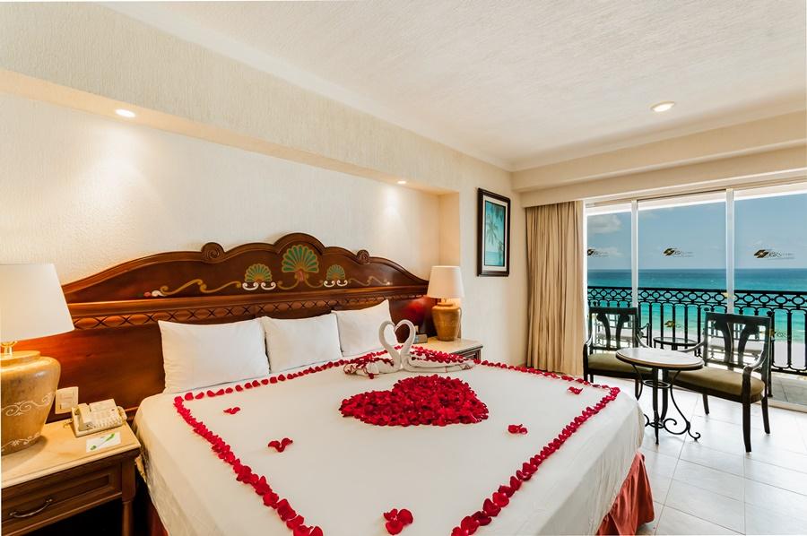 Hotel Gr Solaris Caribe à Cancún Extérieur photo