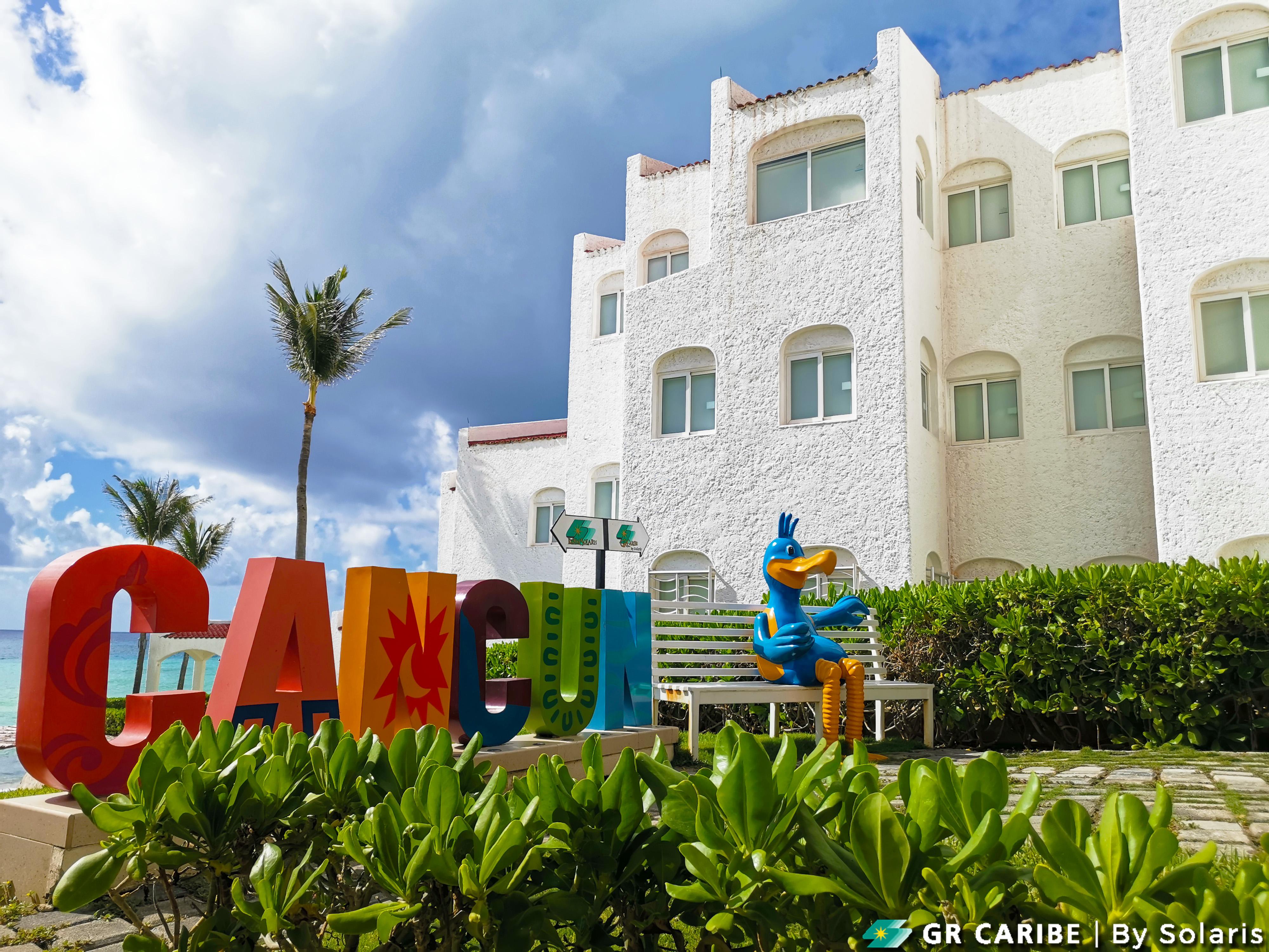 Hotel Gr Solaris Caribe à Cancún Extérieur photo