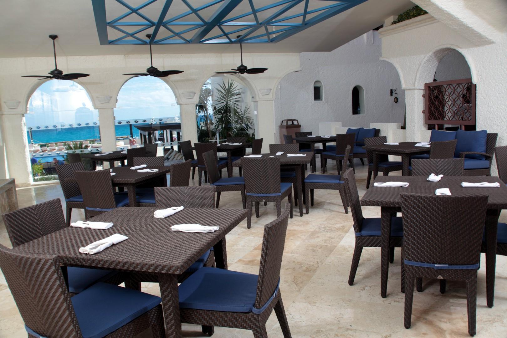 Hotel Gr Solaris Caribe à Cancún Extérieur photo