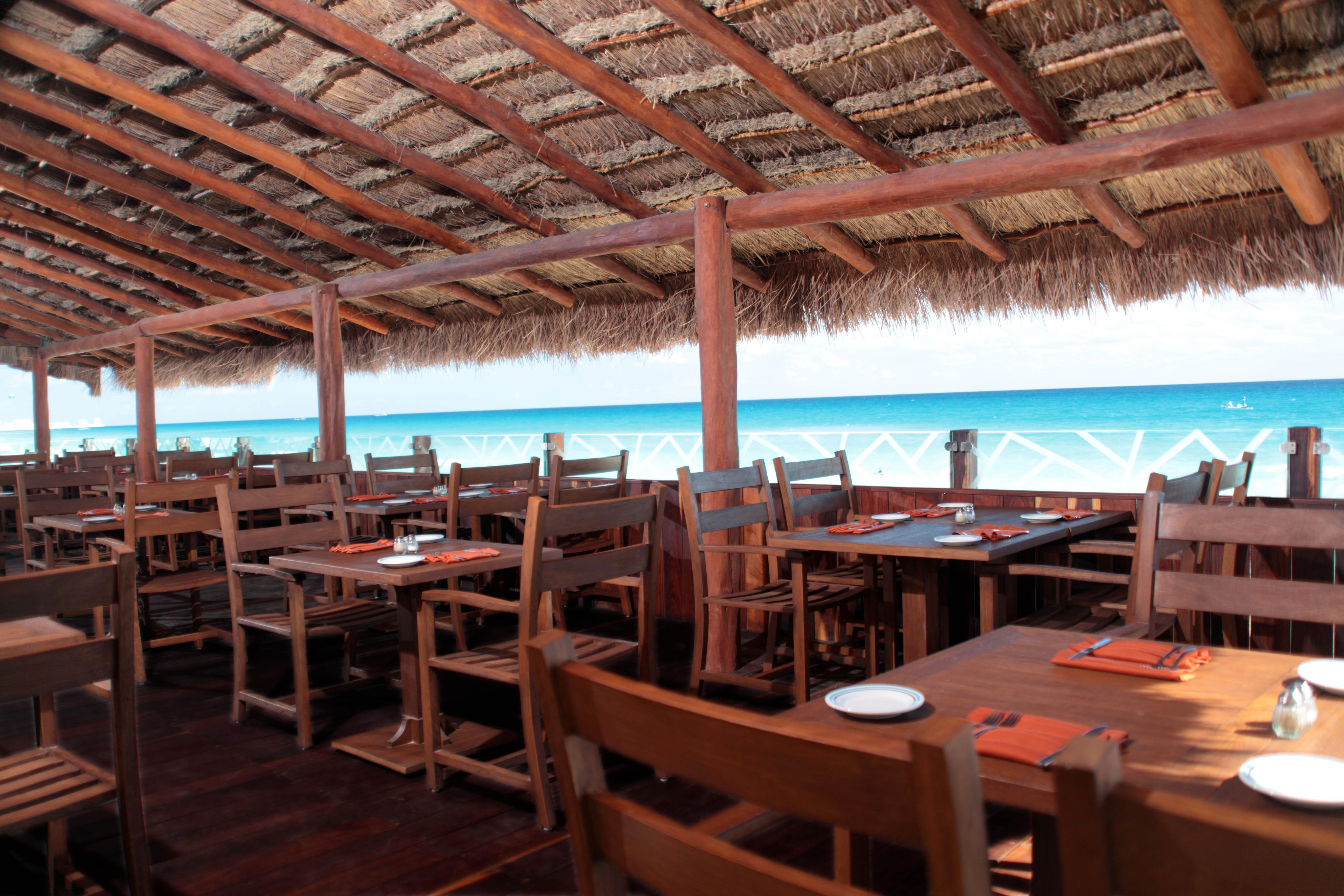 Hotel Gr Solaris Caribe à Cancún Extérieur photo