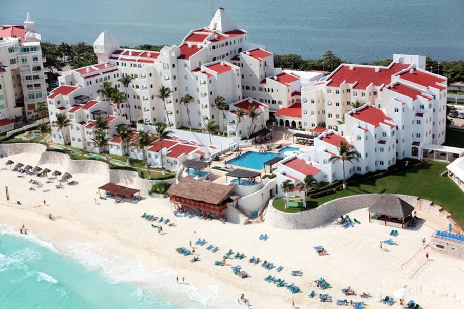 Hotel Gr Solaris Caribe à Cancún Extérieur photo