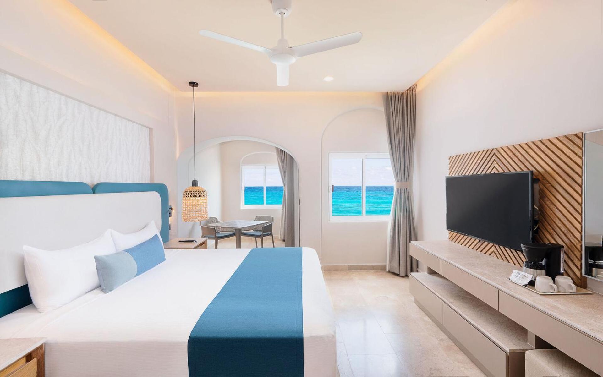 Hotel Gr Solaris Caribe à Cancún Extérieur photo