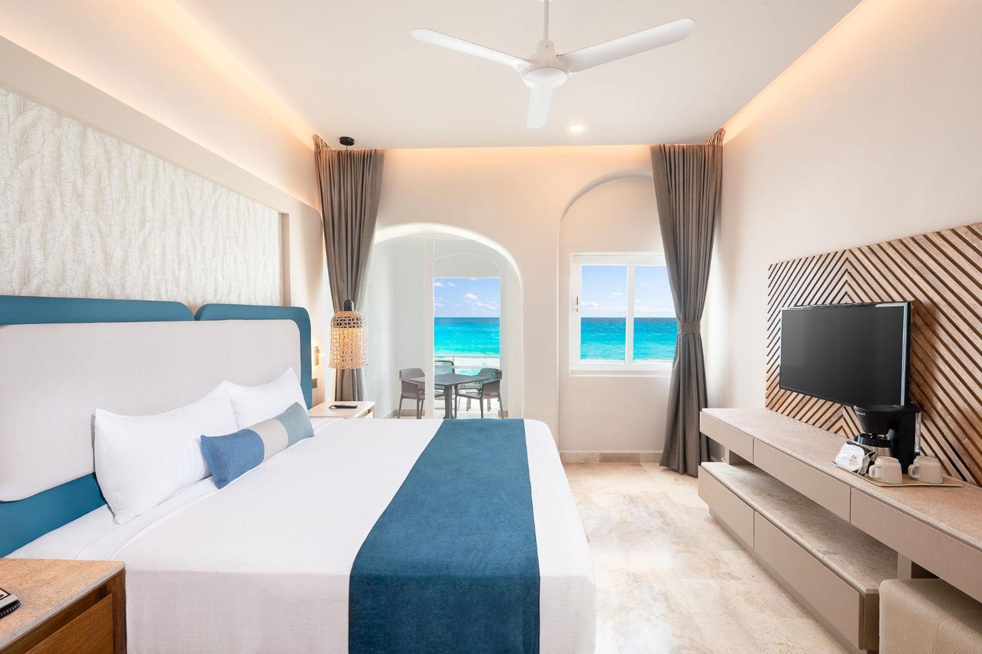 Hotel Gr Solaris Caribe à Cancún Extérieur photo