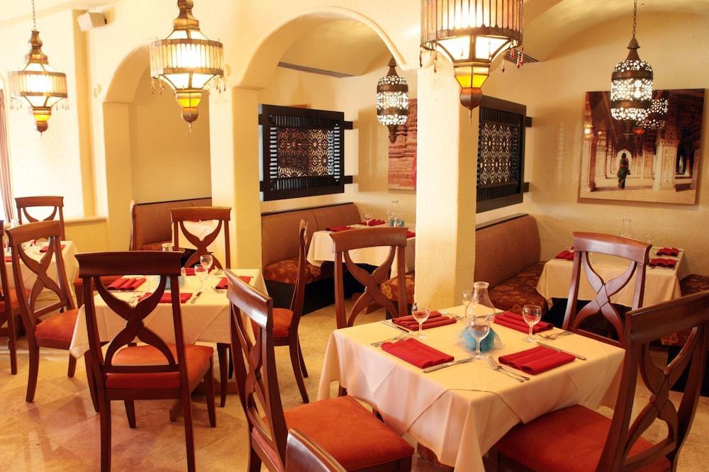 Hotel Gr Solaris Caribe à Cancún Restaurant photo